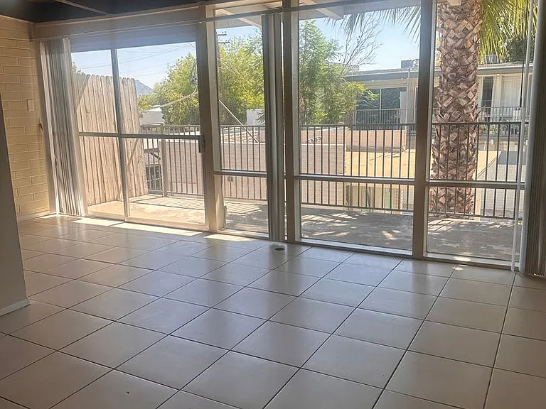 1820 W Mulberry Dr — Photo 12