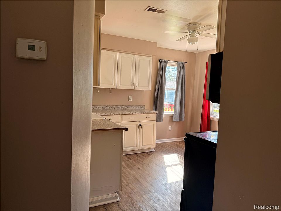 17750 Lincoln Ave, photo 18