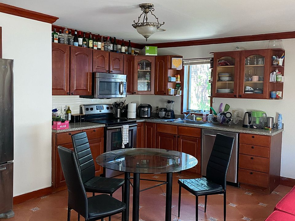 1st image of 5 Dickinson St #5