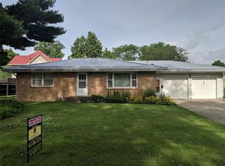 1015 North Ave, Tipton, IA 52772
