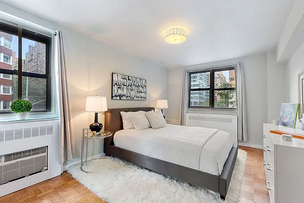 Sold by Compass | media 14