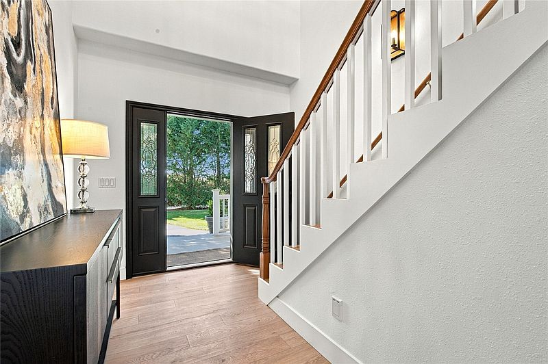 5th image of 9505 Occidental Road