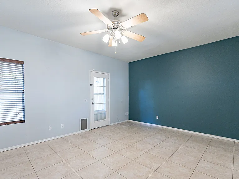 15-web-or-mls-Hartford-HD-15_04302024