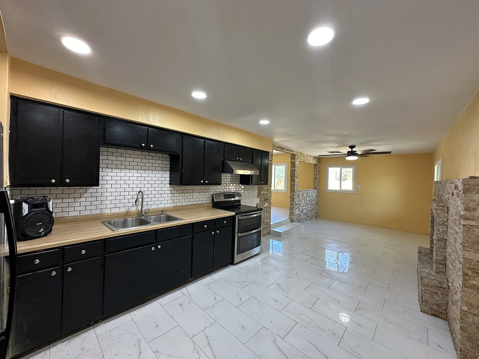 3131 West Baseline Road - 1 — Photo 1