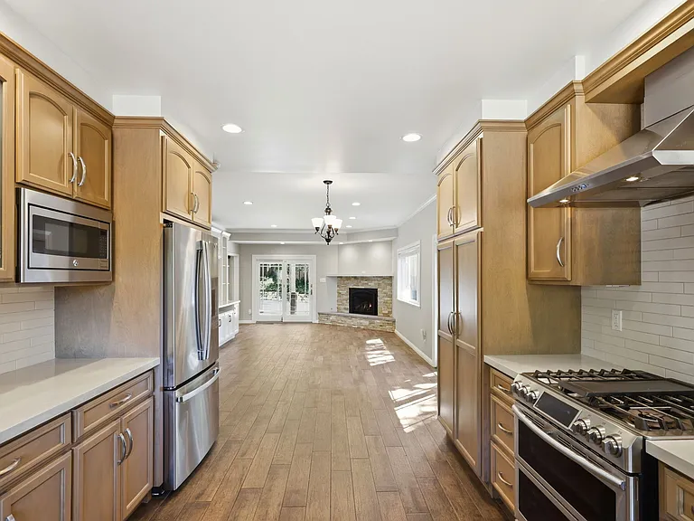1265 Vancouver Ave #A — Photo 4