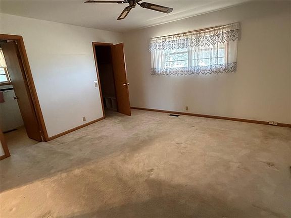 5th image of 412 S 25th St