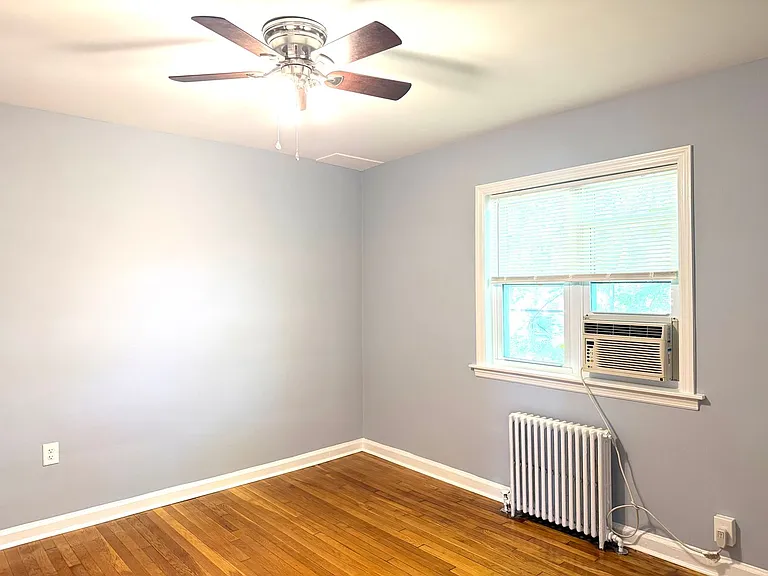 4108, 40th St, 4013 38th St. DWG LLC — Photo 27