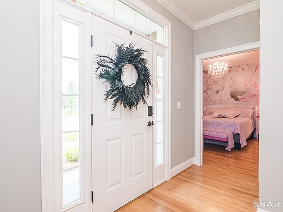 2nd image of 39 Greendale Drive #39