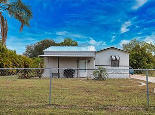 1464 NE Leisure Ave, Arcadia, FL 34266