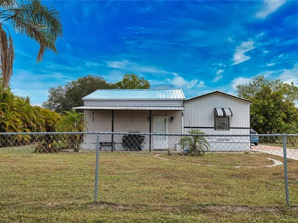 1464 NE Leisure Ave, Arcadia, FL 34266