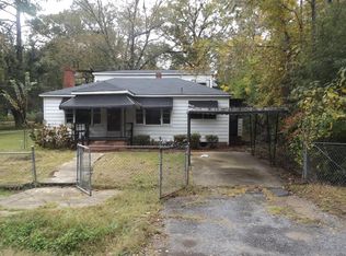 513 Simpkins St, Edgefield, SC 29824