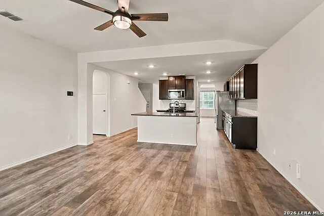 8106 Chestnut Blue Dr — Photo 6