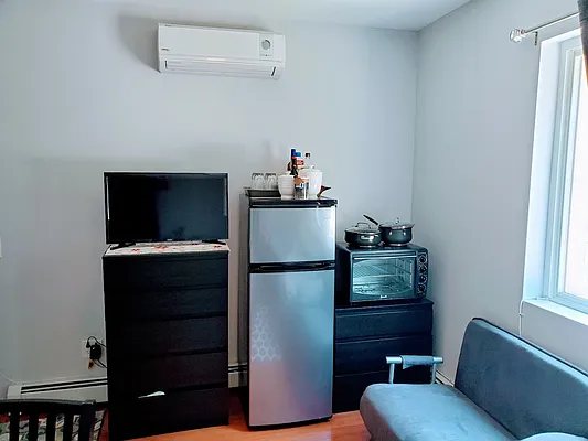 Rented by Corcoran | media 10