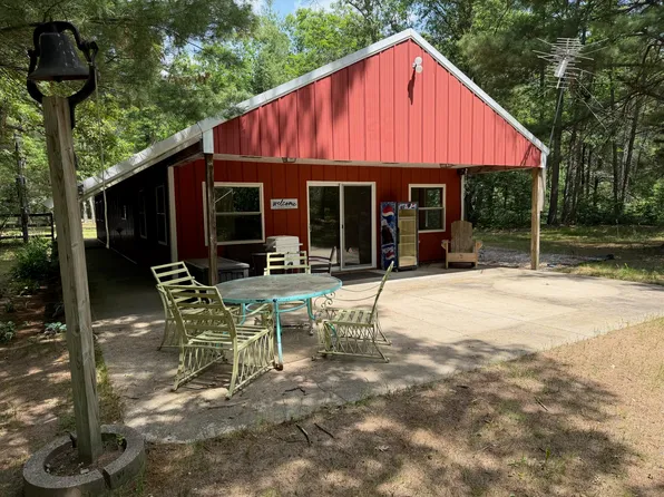 22533 Hoxeyville Rd, Wellston, MI 49689