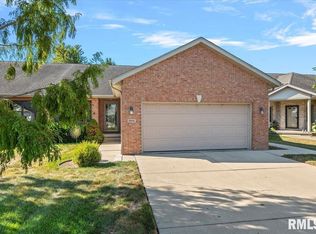 3806 Sugar Loaf Dr, Springfield, IL 62711