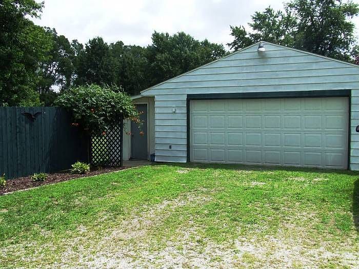 2nd image of 9924 Goff Rd