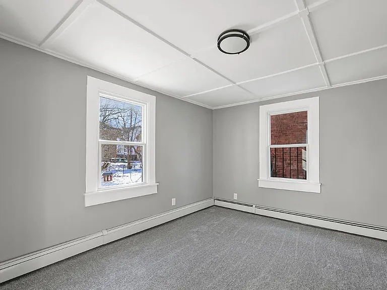 1-2 Monteleone Pl — Photo 9