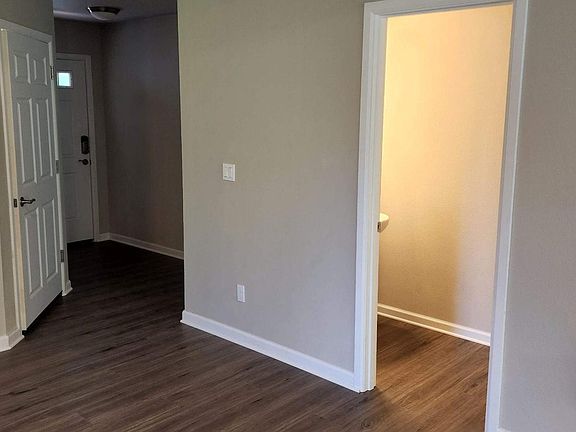 5th image of 14212 104th Avenue Ct NW