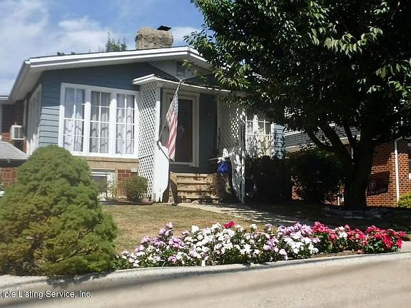 3rd image of 27 David St