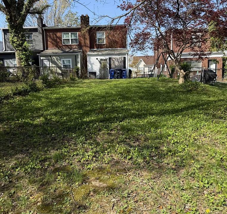 1st image of 40 58th St SE