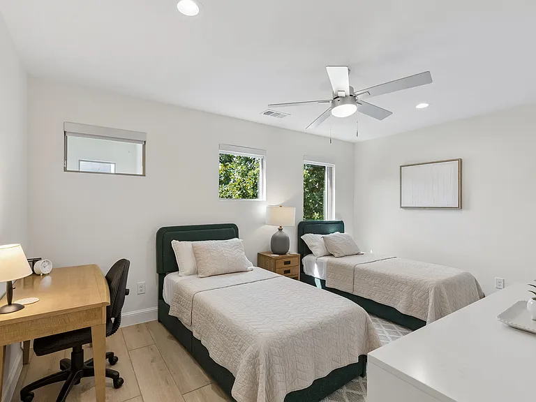 4404 Rusk Ave — Photo 18
