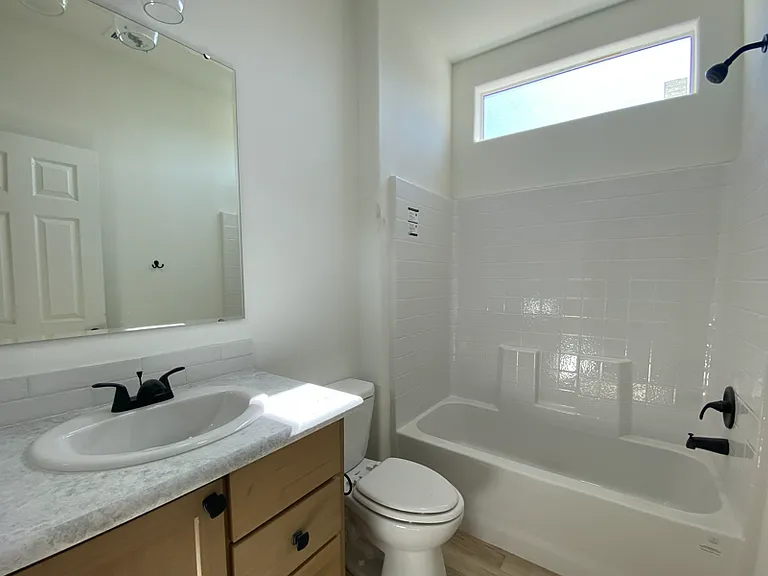 Palm Creek Resort & Residences — Photo 34