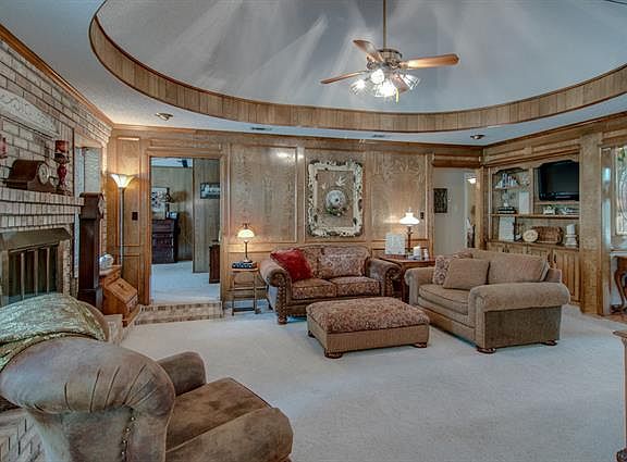 5th image of 209 Norfolk Dr