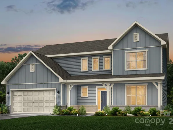 208 E Warfield Dr, Mooresville, NC 28115