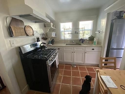 Kitchen with new stove