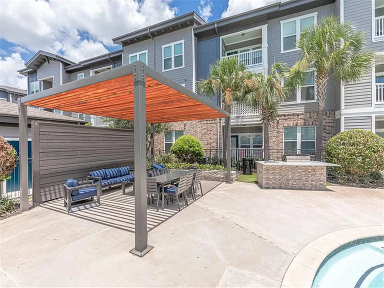 Delray Apartments — Photo 14