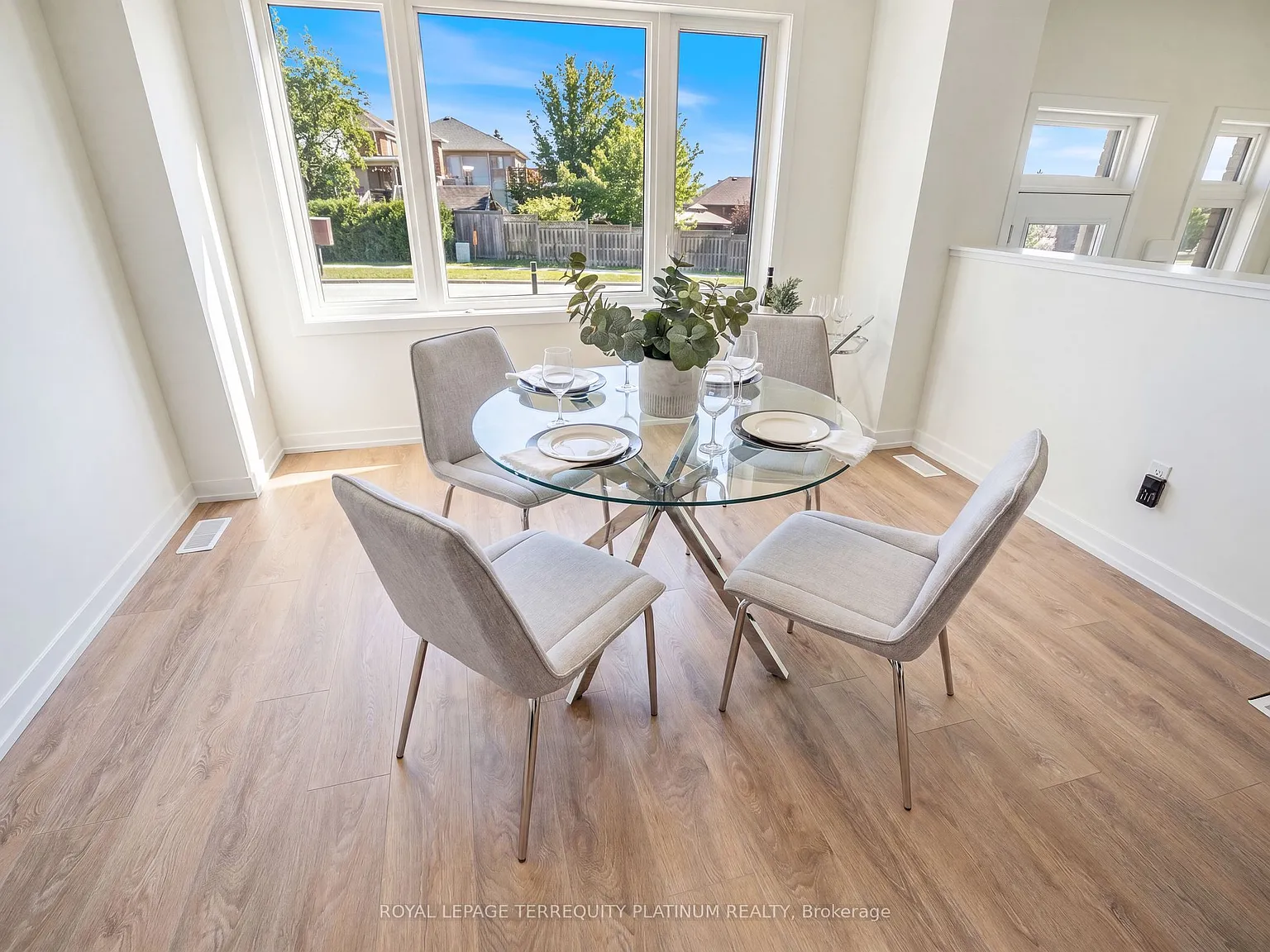 3 bed, $3,200 — Photo 4