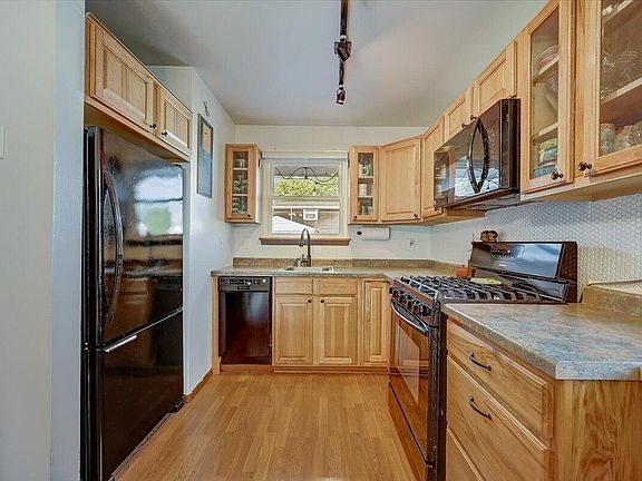 4th image of 1407 Josephine St Unit F