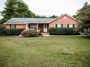 11734 S Williamsburg Dr, Knoxville, TN 37934