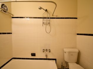 857 72nd St #3R, Brooklyn, NY 11228