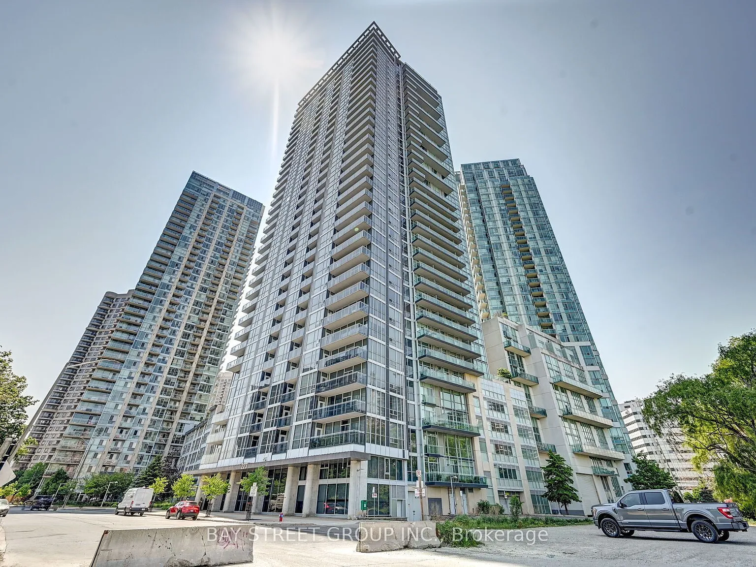 2 bed, $2,900 — Photo 1