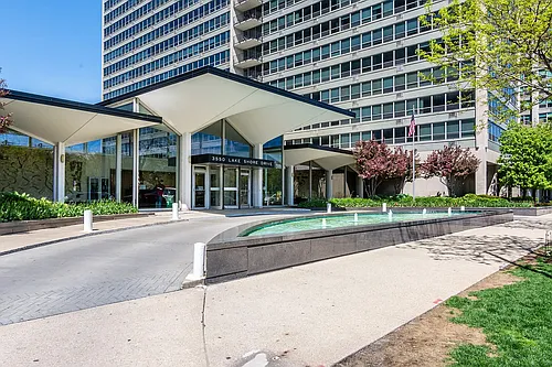 3550 N Lake Shore Dr #2513 Photo 1