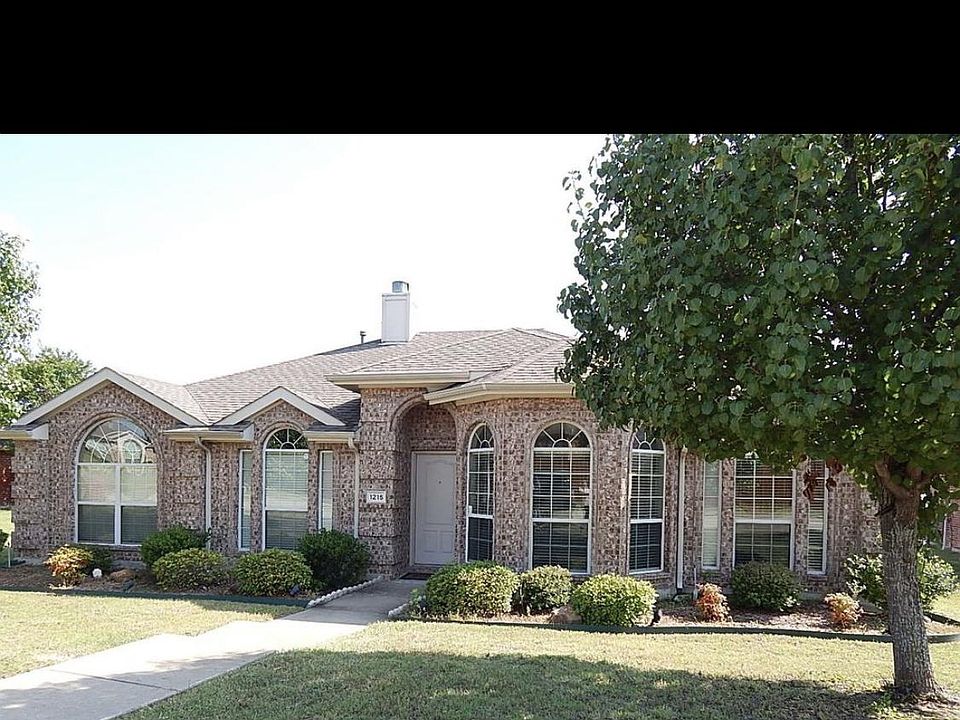 1st image of 1215 Hampton Bay Dr