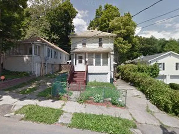 51 Larter Ave, Newburgh, NY 12550