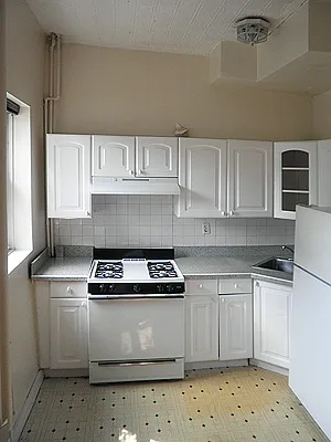 Rented by Awaye Realty Management LLC | media 21