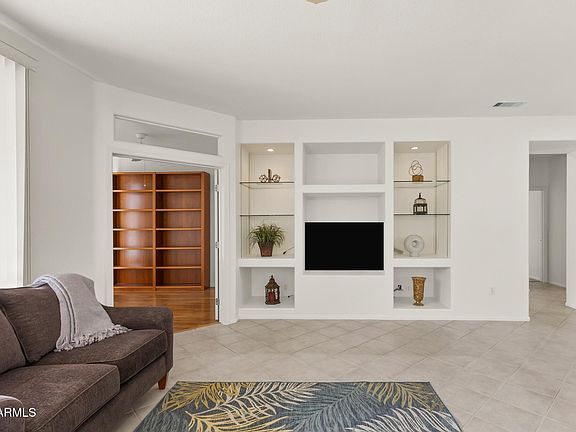 5th image of 15655 W BETHESDA Court