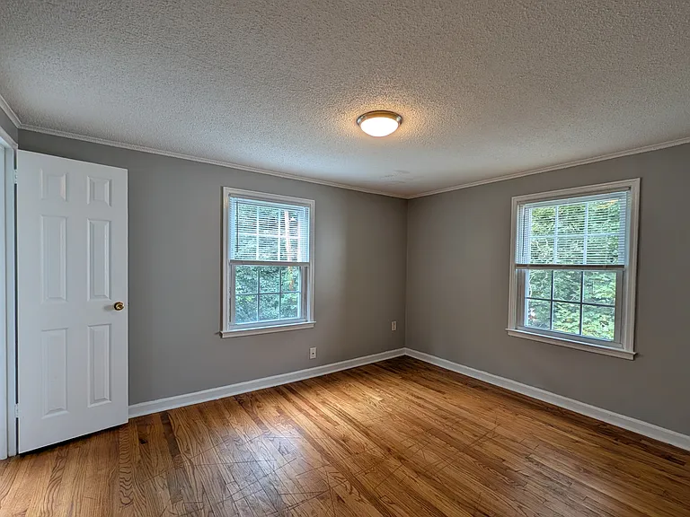Diamond Ridge Apartments — Photo 16