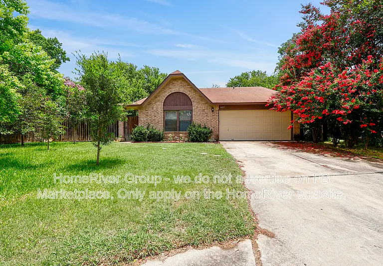 6827 Country Hvn — Photo 1