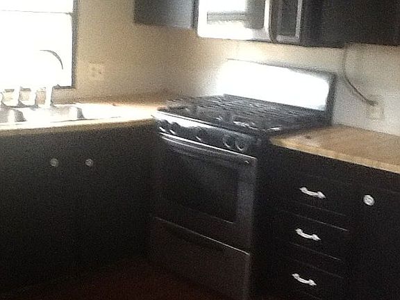 3rd image of 8039 County Road 603