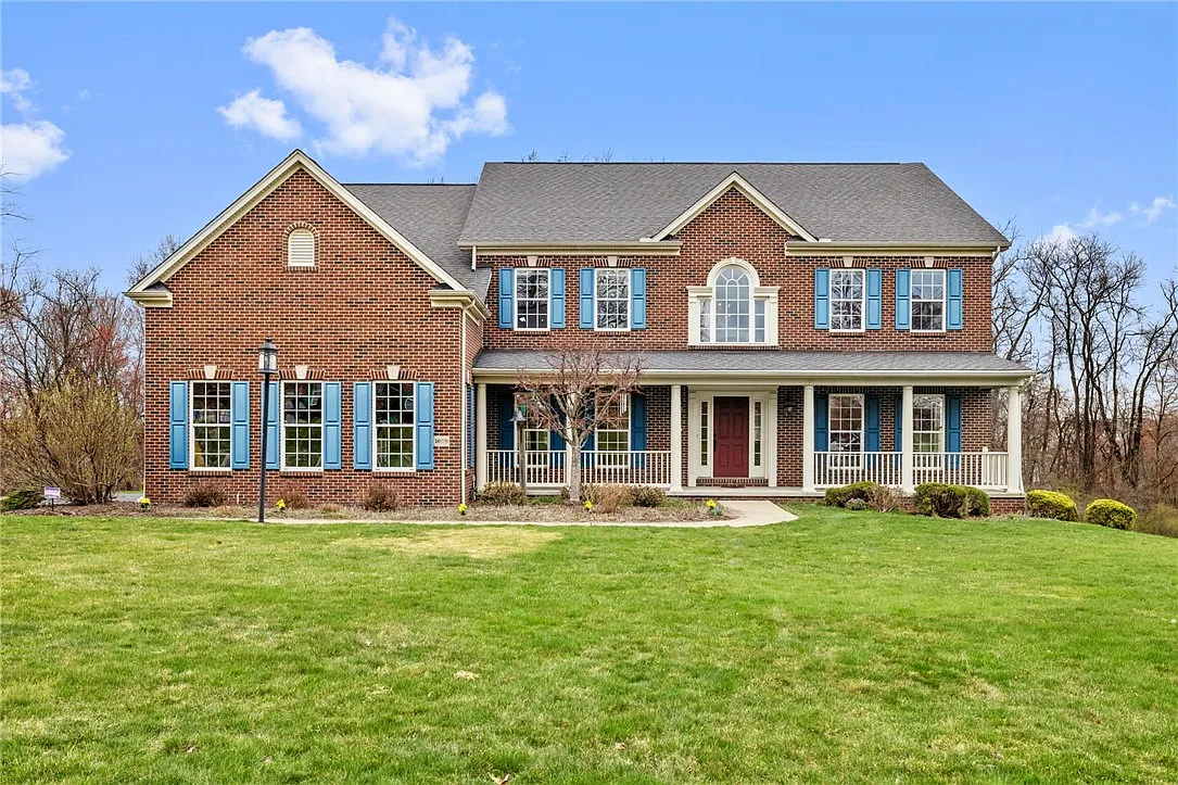 1606 Twin Oaks Dr photo 1