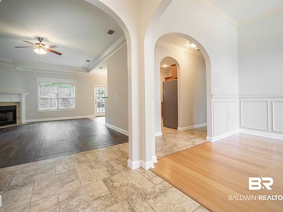 2nd image of 30483 Pinyon Dr