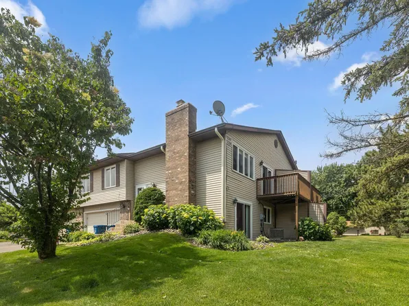 10397 Balsam Ln, Eden Prairie, MN 55347