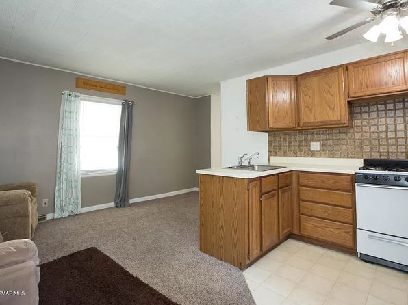202 1st St W #200.5, Stewartville, MN 55976