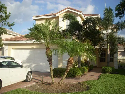 8887 Chestnut Ridge Way Photo 1