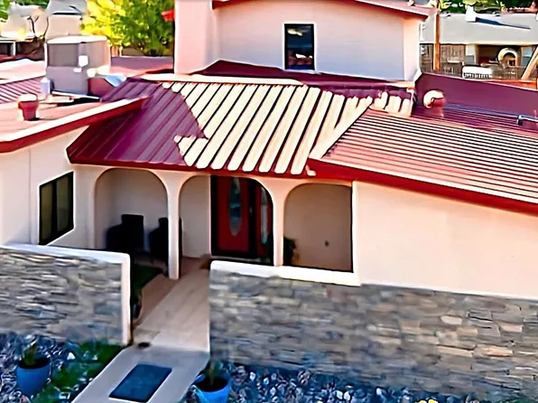 2110 W Bullock Ave, Artesia, NM 88210