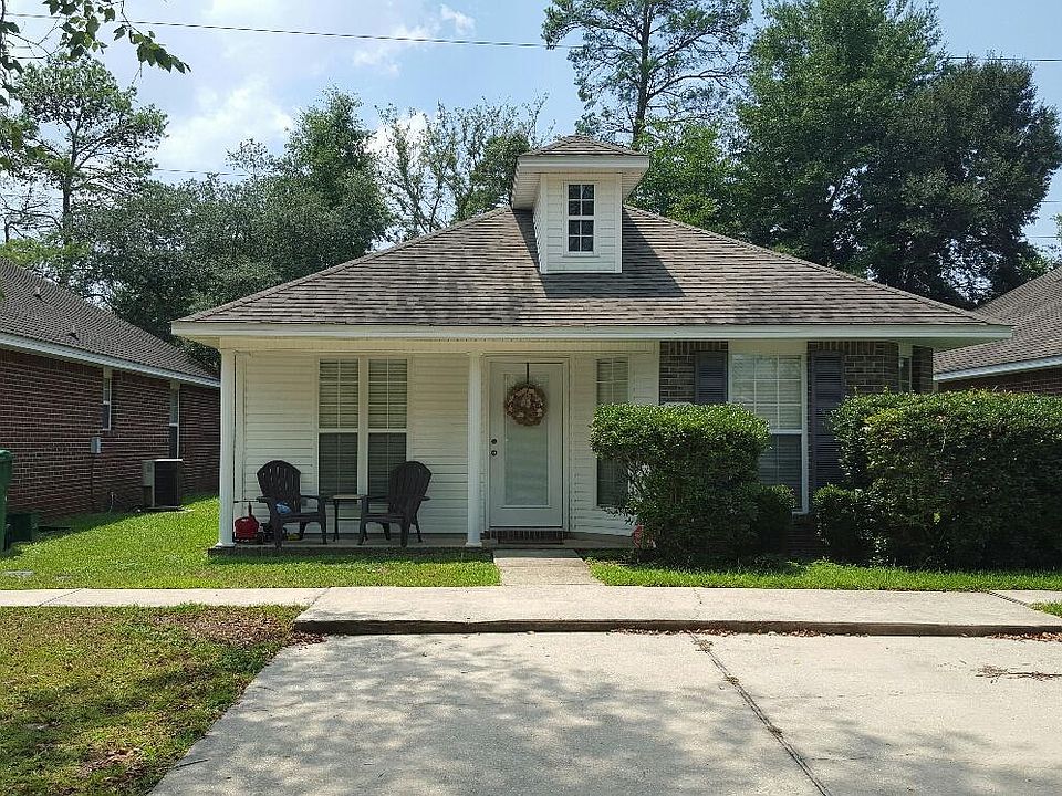 1st image of 4568 Barrington Ln